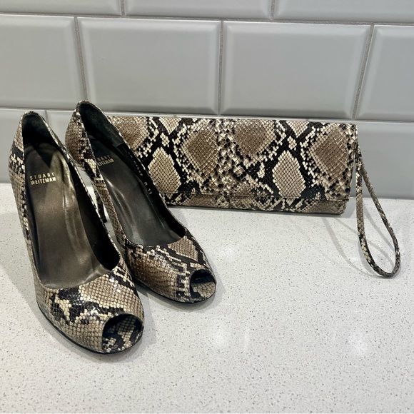 Stuart Weitzman snakeskin clutch - Picture 3 of 3